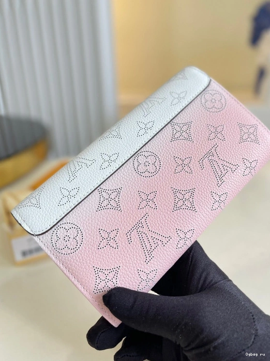 WALLET IRIS LOUIS VUITTON 0806